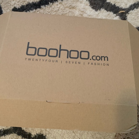 Square-toe strappy heels (Boohoo) - Picture 2 of 3